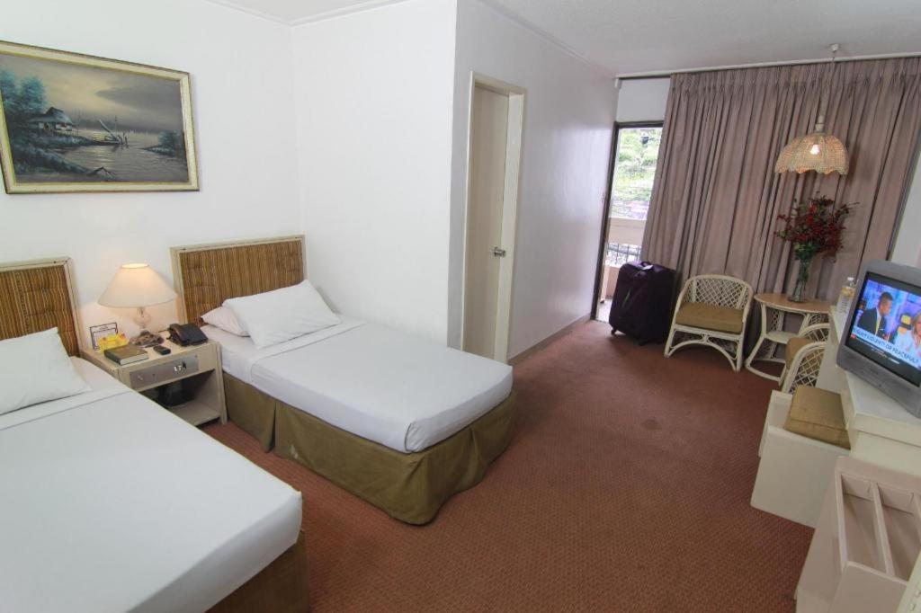 Hotel Supreme Baguio City Ngoại thất bức ảnh